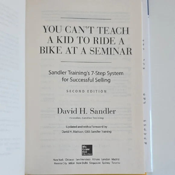 Sales Books- Little Red Book of Selling and Sandler Training's 7 Step Book Set - Picture 6 of 14